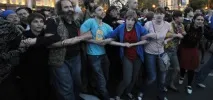 Як розганяли з пробитими колесами табір, колесами