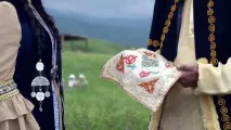 Казахські ент та вишивка також