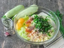 Котлети з кабачків з куркою та сиром - Смачно та просто смачно