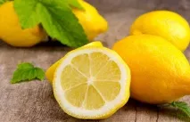 Лимон користь і шкода, калорійність, корисні та лікувальні властивості, протипоказання для чоловіків та шкода