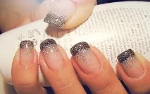 маникюр блясък