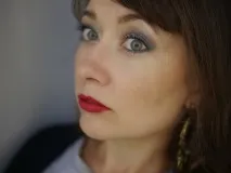 Огляд помади Chanel Rouge Allure Velvet Luminous Matte Lip Colour #58 Rouge Vie та порівняльні помади
