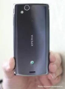 Огляд комунікатора Sony Ericsson Xperia ARC комунікатора