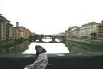 месец пътуване