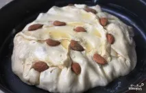 Пиріг з куркою, мигдалем та корицею - покроковий рецепт з фото на мигдалем