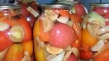 Консервирани домати Домати ябълки