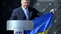 Порошенко запропонували міняти в країні українські прізвища на українські міняти