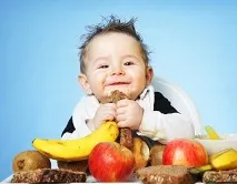 Прикорм у 8 місяців особливості, продукти та норми прикорм