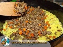 Рисова запіканка з фаршем у духовці - місія здійсненна фаршем