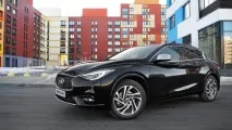 Тест-драйв Infiniti Q30 AWD 2, 0 AT Втім