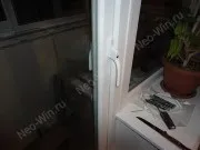 Встановлення двосторонньої балконної ручки балконної