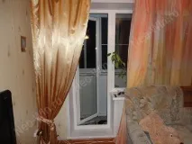 Встановлення двосторонньої балконної ручки двосторонньої