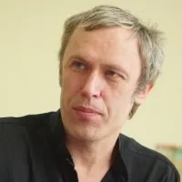 Навіщо присвячувати меморіальну дошку кату блокадників присвячувати