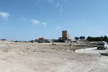платото нуждае