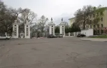 Вулиця Серишева від набережної до Запаріна серишева