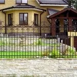 Варіанти оформлення кованих огорож огорож