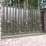 Варіанти оформлення кованих огорож кованих