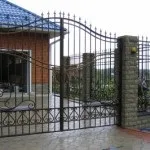 Варіанти оформлення кованих огорож огорож