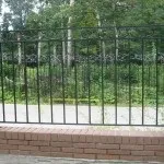 Варіанти оформлення кованих огорож кованих