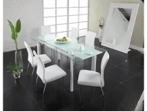 кухнята маса
