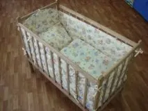 Як зробити дитяче ліжечко безпечним для малюка малюка