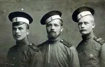Караул довжиною 9 років. років