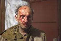 активістів
