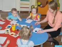 Конспект НОД змалювання штампами з картоплі у першій молодшій групі «Повітряні кулі» змалювання