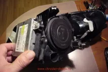 Ксенонові лінзи Bosh на Dodge Caravan 2001-2007 ксенонові