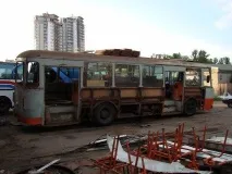 деца само