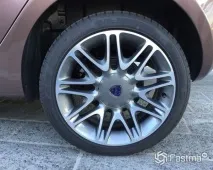 Нова Lancia Ypsilon ціна, характеристики ціна