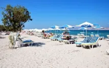 Пляжна Греція 7 курортів для відпочинку з дітьми пляжна