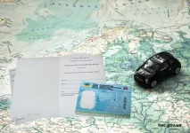 В Україні почали видавати міжнародні права як отримати і скільки коштує - Авто-закони України, почали