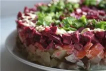 Салат Оксамитовий з крабовими паличками,сиром та морквою - Святкові салати від 1001 ЇЖА оксамитовий