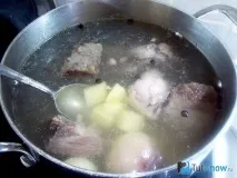 зелений