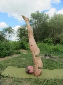 Сарвангасана - стійка на плечах, SLAVYOGA виконання