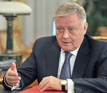 като първият