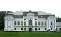 Алексей Федорович богата библиотека