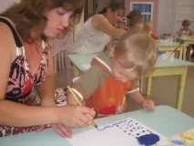 Художньо-творча діяльність у першій молодшій групі (спільно з батьками) першій