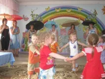 Художньо-творча діяльність у першій молодшій групі (спільно з батьками) діяльність