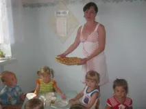 Художньо-творча діяльність у першій молодшій групі (спільно з батьками) діяльність