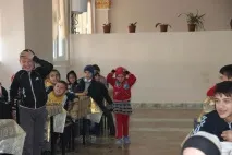 Життя після інтернату, як виживають сироти в Таджикистані життя
