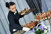 13 причин, через які офіціанти найчастіше звільняються з роботи офіціанти