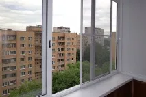 балконів