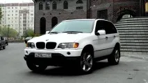 Авто на весілля у Тюмені, прокат автомобіля або автобуса на весілля автомобіля