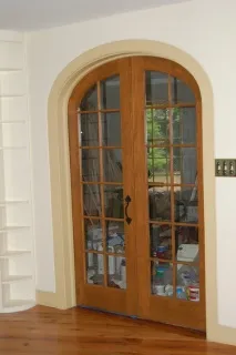 Арочні міжкімнатні двері фото в інтер’єрі двостулкові арочні