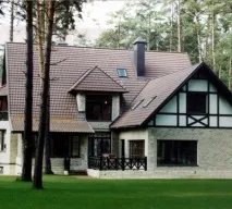 Колір покрівлі та фасаду як підібрати відповідне поєднання підібрати
