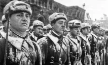 Для кого перефарбовують символ Перемоги перефарбовують