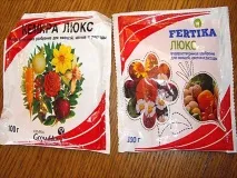 відео