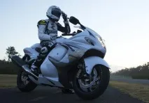 Hayabusa Suzuki технічні дані та відгуки технічні